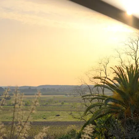 펜션 Maison De Charme Et Vue Imprenable A 180 Degres Sur Les Vignes Et Pyrenees *