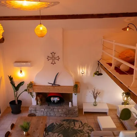 Maison De Charme Et Vue Imprenable A 180 Degres Sur Les Vignes Et Pyrenees *