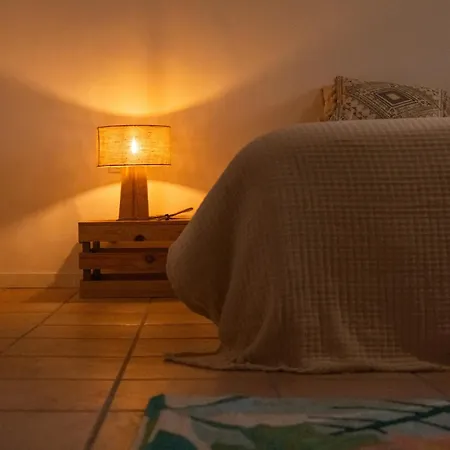 Holiday home Maison De Charme Et Vue Imprenable A 180 Degres Sur Les Vignes Et Pyrenees