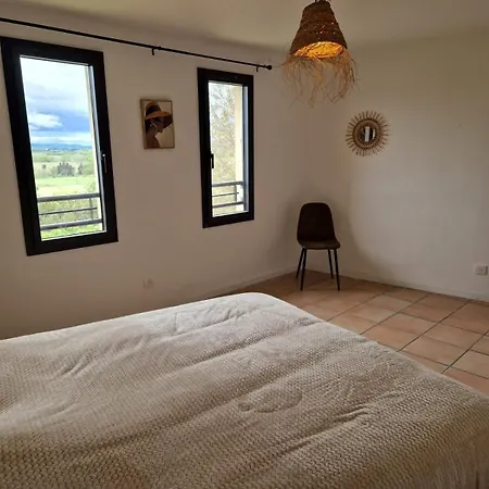 Maison De Charme Et Vue Imprenable A 180 Degres Sur Les Vignes Et Pyrenees Holiday home *